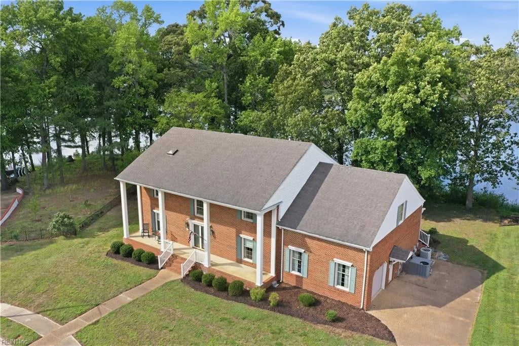 2519 Bellechase CT, Chesapeake — 5 bed Residential, 4,094 sqft