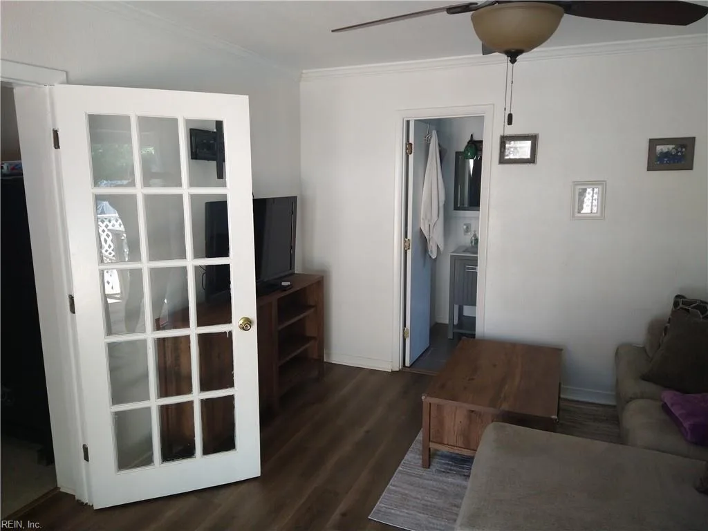 2750 Heutte DR, NORFOLK VA 23518 - Photo 3