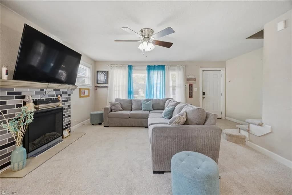 304 Walker AVE, NORFOLK VA 23523 - Photo 3