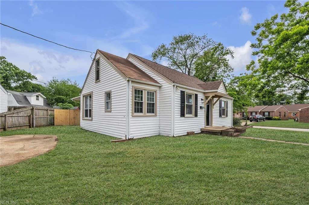1201 Sunset Dr DR, NORFOLK VA 23503 - Photo 4