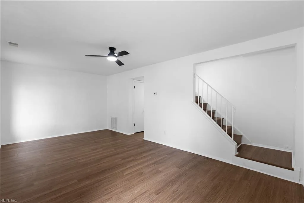 916 Cherokee RD, PORTSMOUTH VA 23701 - Photo 5
