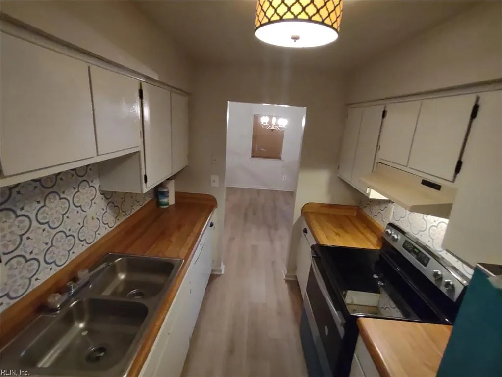 6080 Cameilla DR #A, SUFFOLK VA 23435 - Photo 5