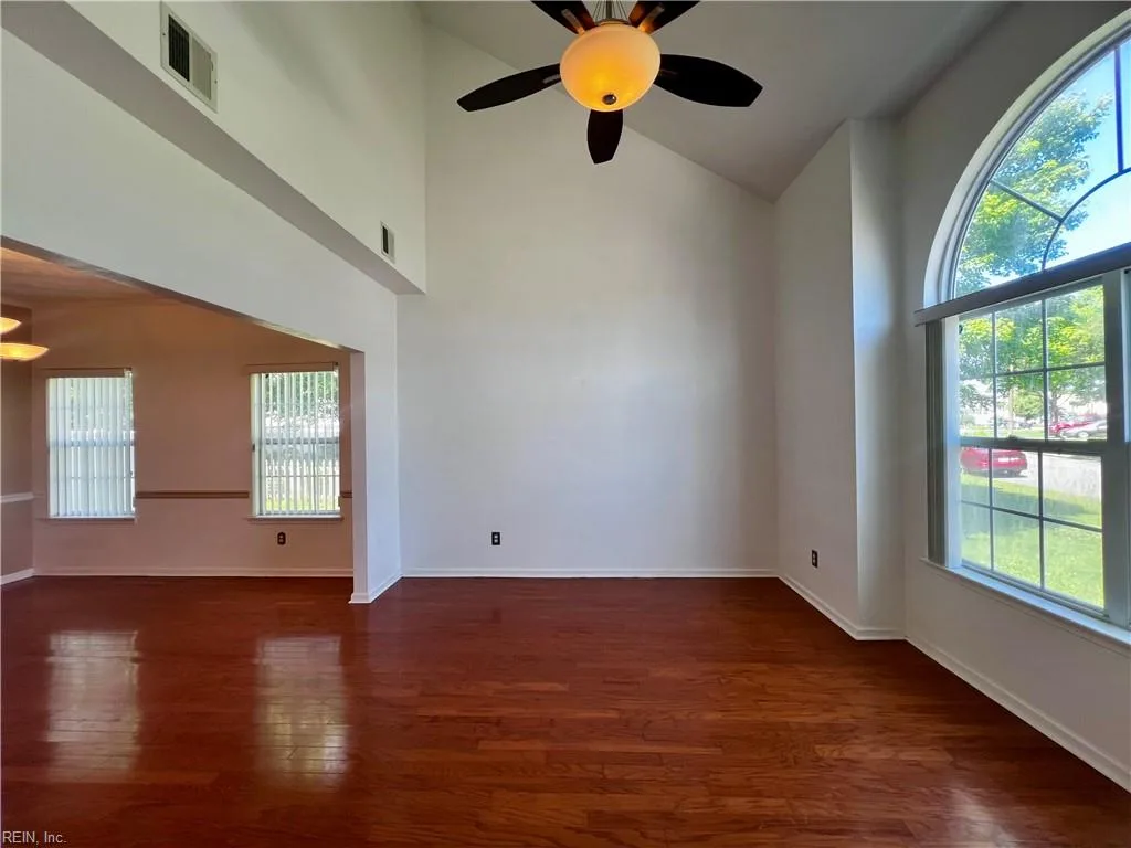 317 Big Pond LN, CHESAPEAKE VA 23323 - Photo 5