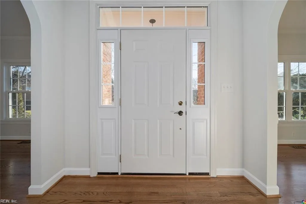 106 Fisher CT, SEAFORD VA 23696 - Photo 3