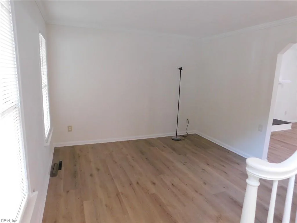 1129 Crystalwood CIR, CHESAPEAKE VA 23320 - Photo 3