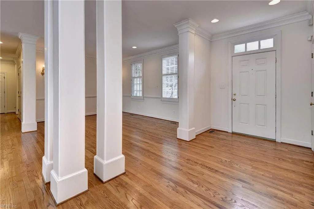 1564 Harbor RD, WILLIAMSBURG VA 23185 - Photo 4
