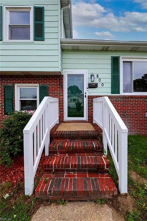 800 Milford AVE, Hampton — 4 bed Residential, 1,600 sqft
