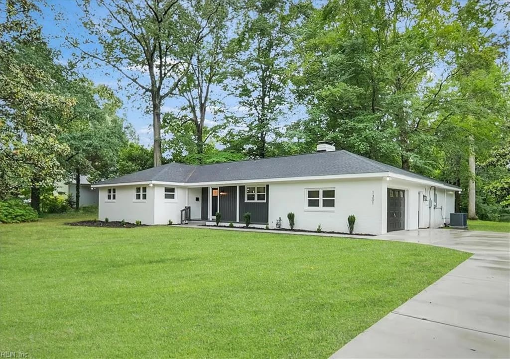 1301 Lakeside RD, VIRGINIABEACH VA 23455