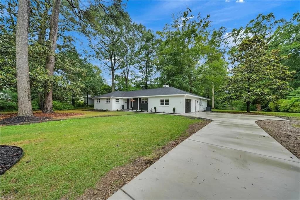 1301 Lakeside RD, VIRGINIABEACH VA 23455 - Photo 3