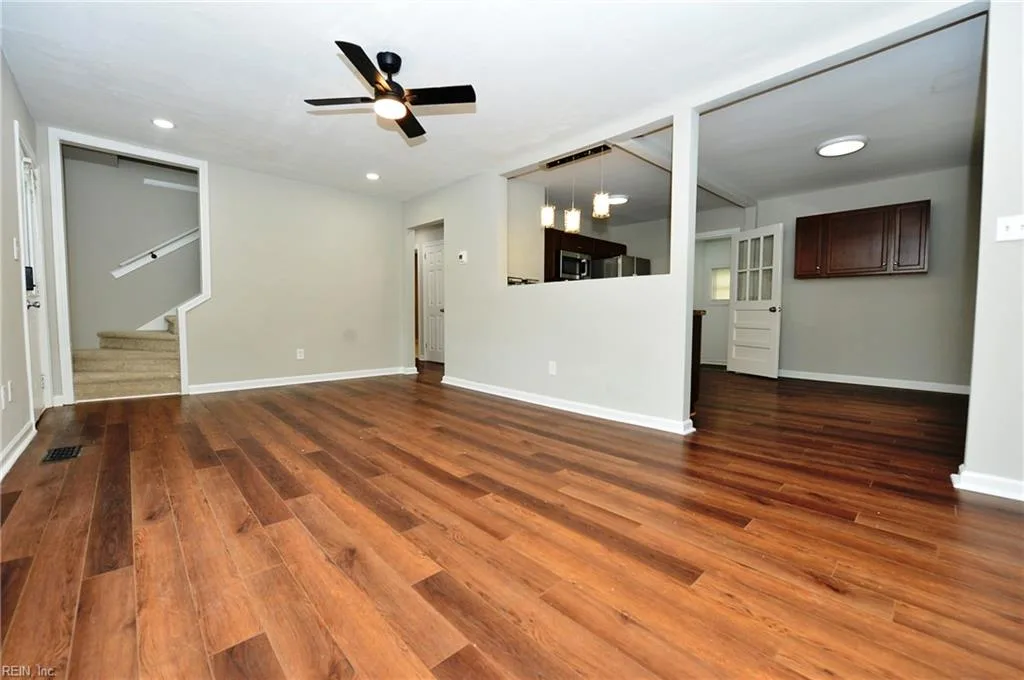 119 Jacquelyn DR, PORTSMOUTH VA 23701 - Photo 4