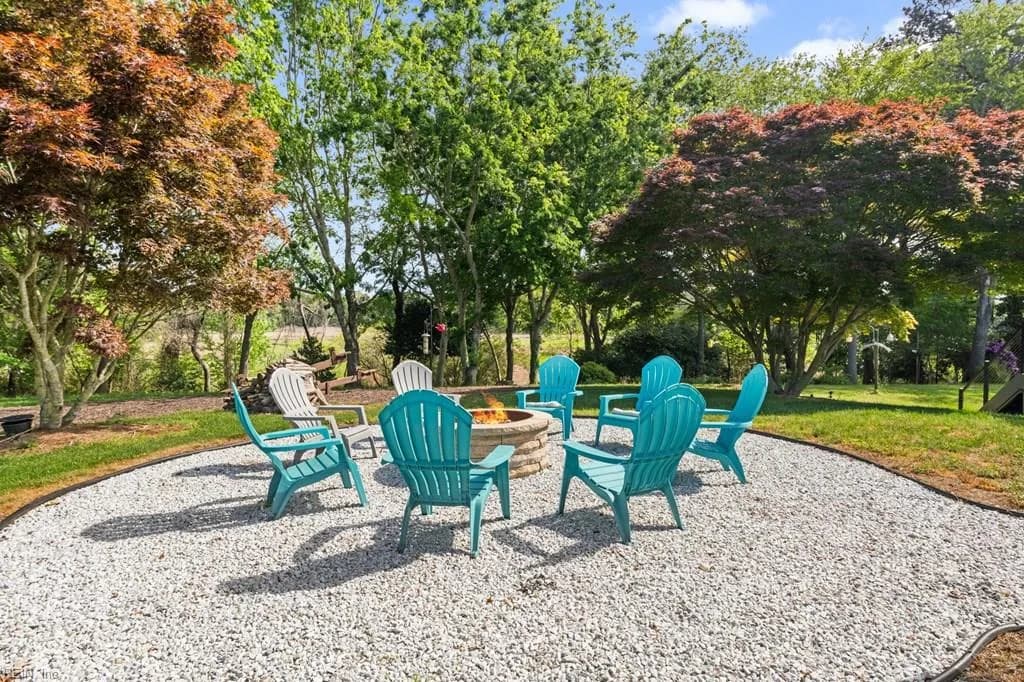 6078 Harmantown RD, MACHIPONGO VA 23405 - Photo 4