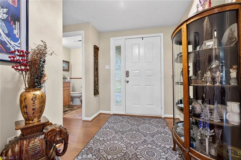 4863 Cypress Point CIR, VIRGINIABEACH VA 23455 - Photo 5