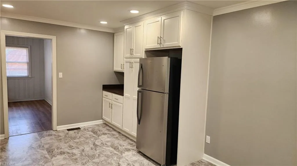 316 Sourwood DR, HAMPTON VA 23666 - Photo 5