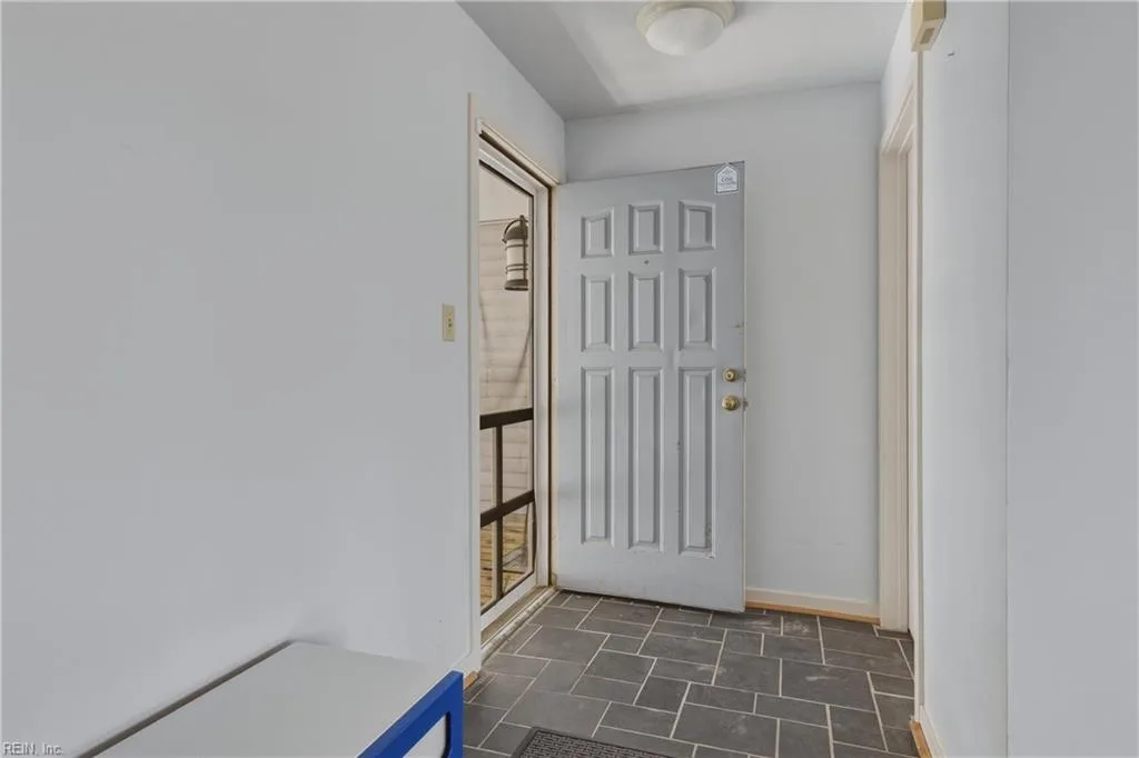 226 Island Cove CT #C, HAMPTON VA 23666 - Photo 5