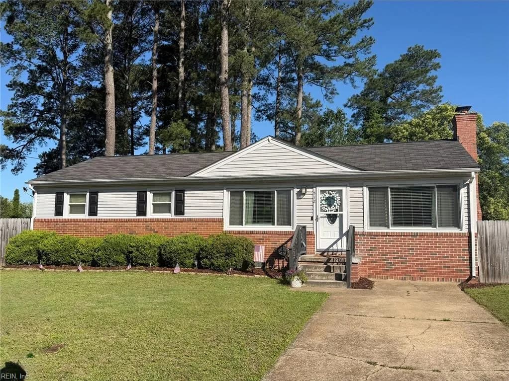 512 Wooten LN, CHESAPEAKE VA 23323 - Photo 2