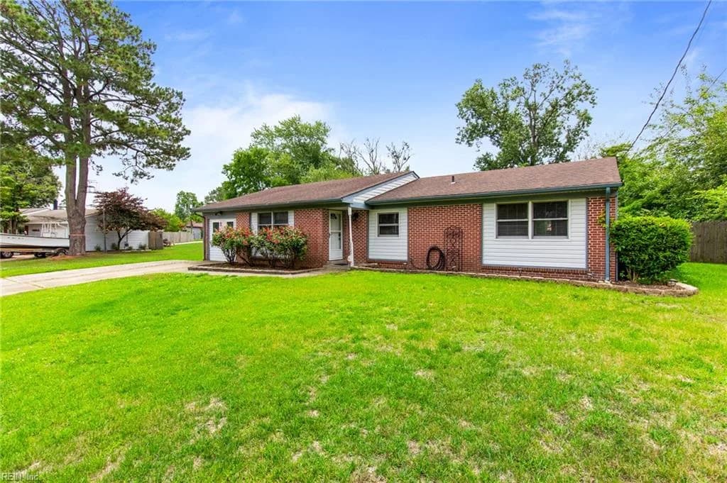 2625 N Nansemond DR, SUFFOLK VA 23435 - Photo 4