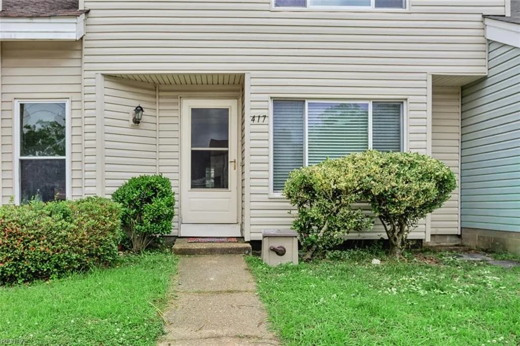 417 Falling LN, VIRGINIABEACH VA 23454 - Photo 3