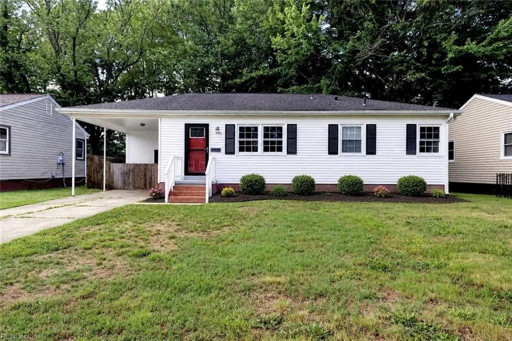 1124 78th ST, NEWPORTNEWS VA 23605 - Photo 4