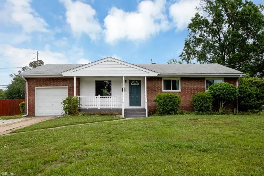 8304 Halprin DR, NORFOLK VA 23518 - Photo 2