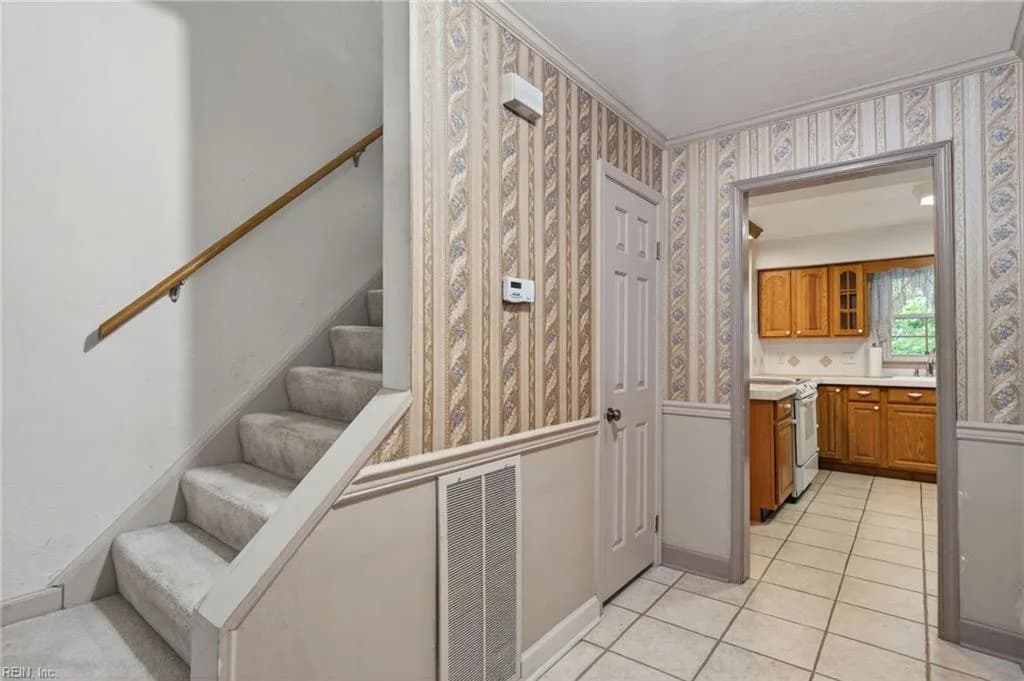 2717 N Elizabeth Harbor DR, CHESAPEAKE VA 23321 - Photo 5