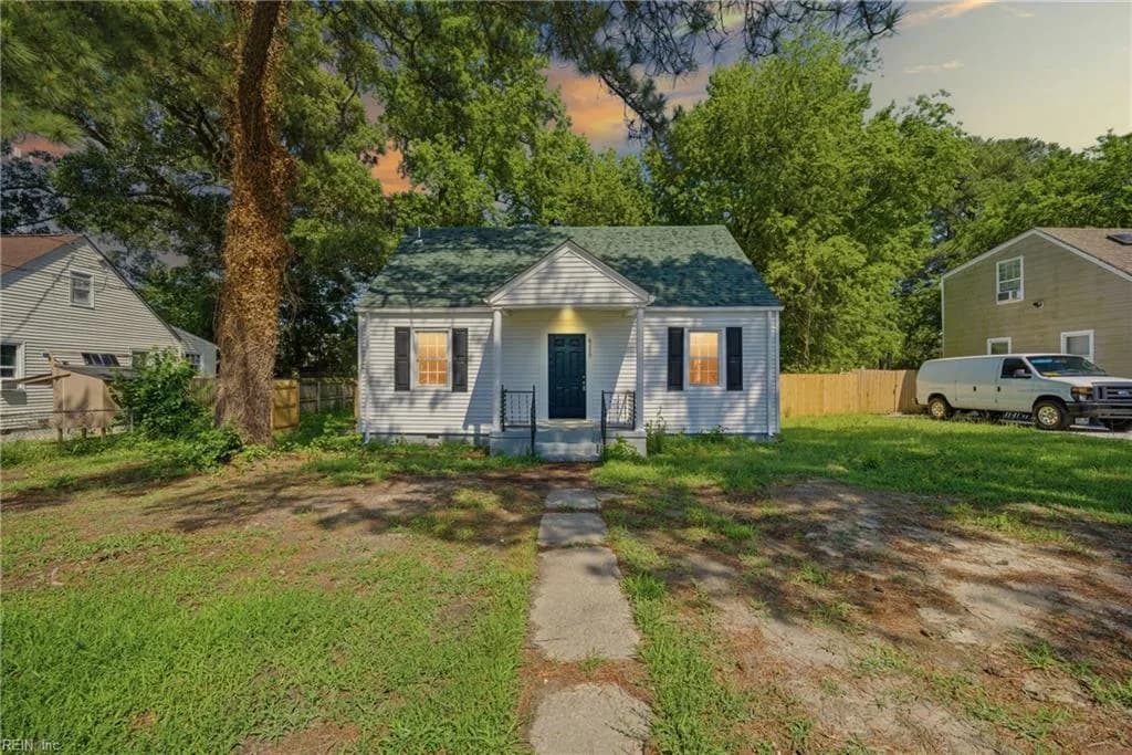 6220 Tidewater DR, NORFOLK VA 23509 - Photo 2