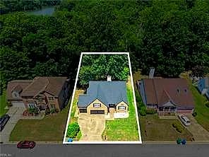 116 Lake Pointe DR, NEWPORT NEWS VA 23603 - Photo 3