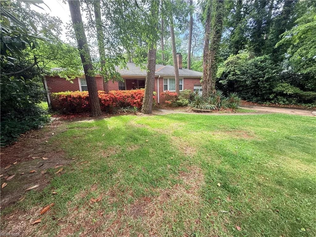 8548 Lawson AVE, NORFOLK VA 23503 - Photo 3