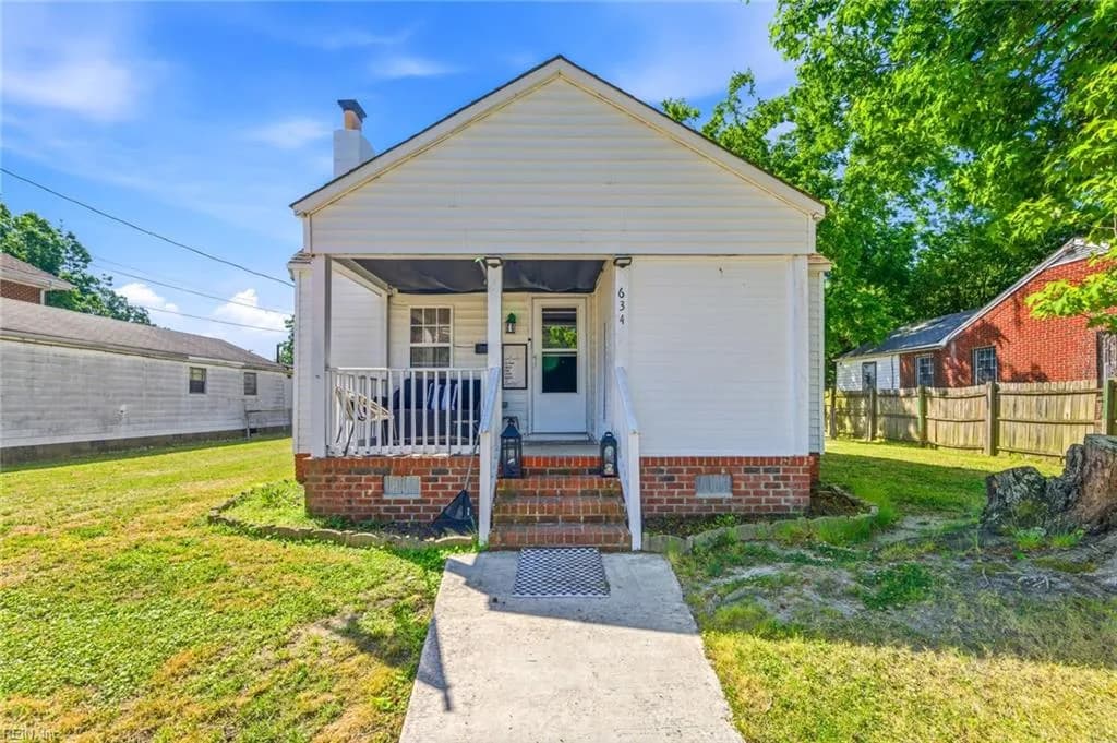 634 42nd ST, NEWPORTNEWS VA 23607 - Photo 2