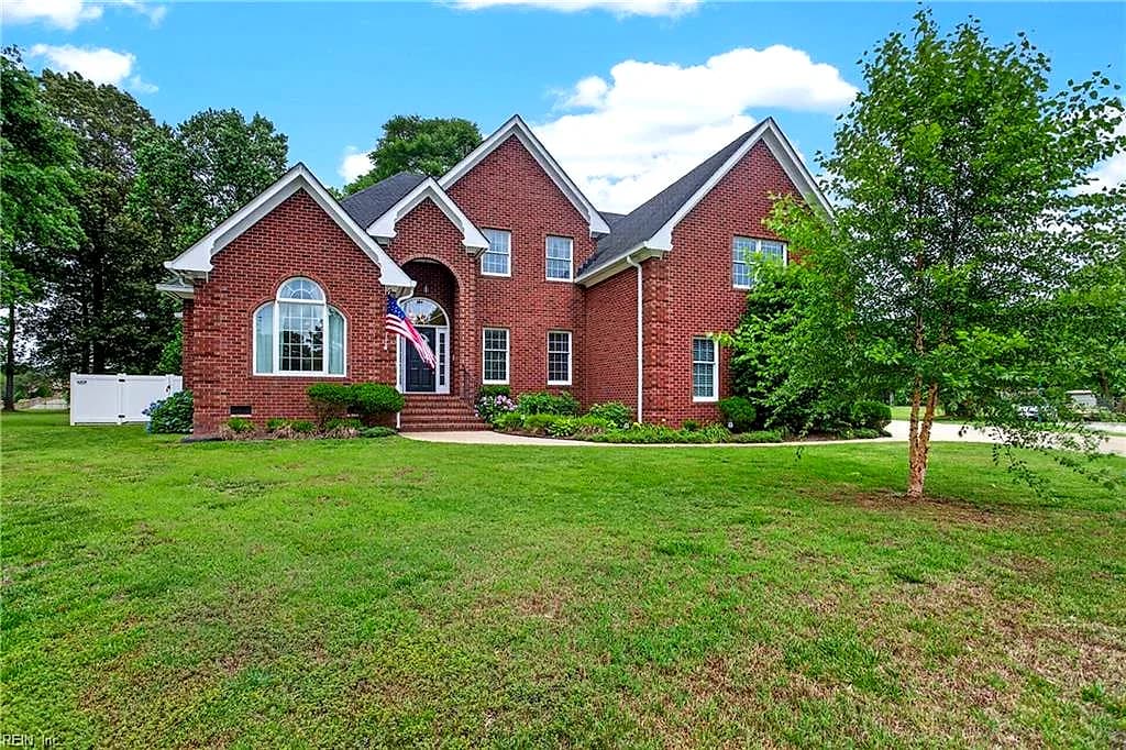 605 Oxbow CT, CHESAPEAKE VA 23322 - Main photo
