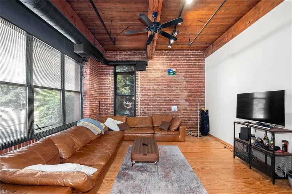 230 W Tazewell ST #103, NORFOLK VA 23510 - Photo 4