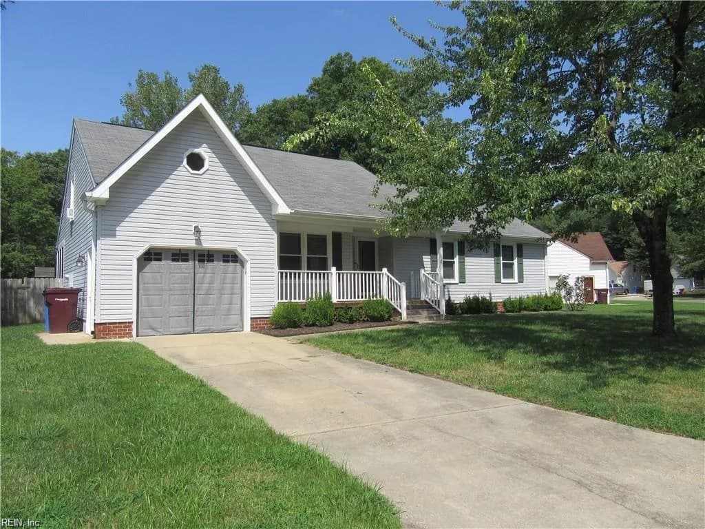 2400 Broadnax CIR, CHESAPEAKE VA 23323 - Main photo
