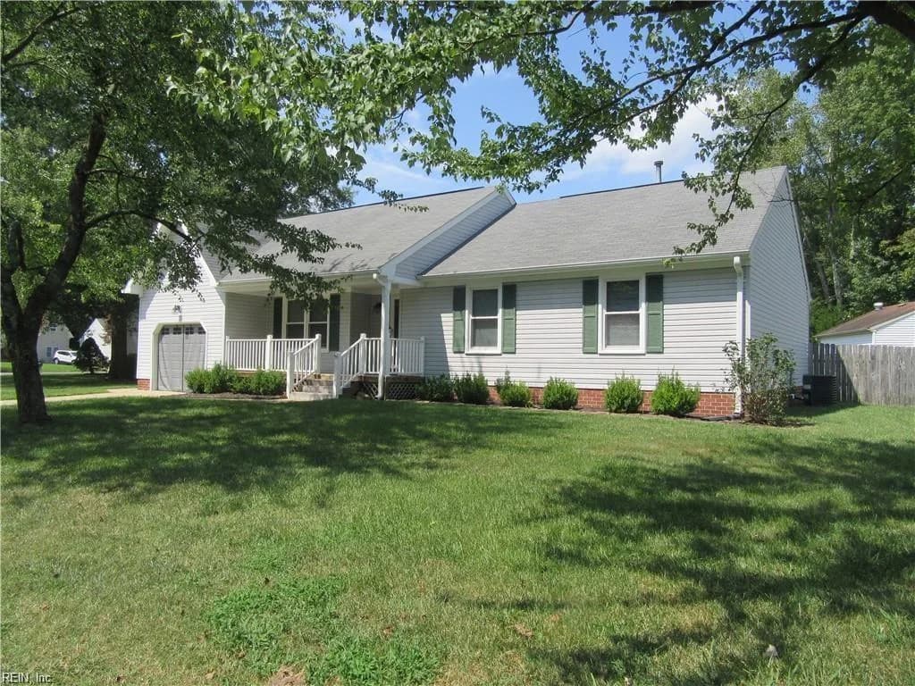 2400 Broadnax CIR, CHESAPEAKE VA 23323 - Photo 3