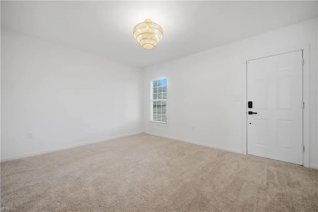 610 Lafayette AVE, CHESAPEAKE VA 23324 - Photo 5