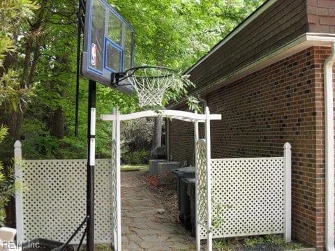 106 Lakeview DR, YORKTOWN VA 23692 - Photo 3