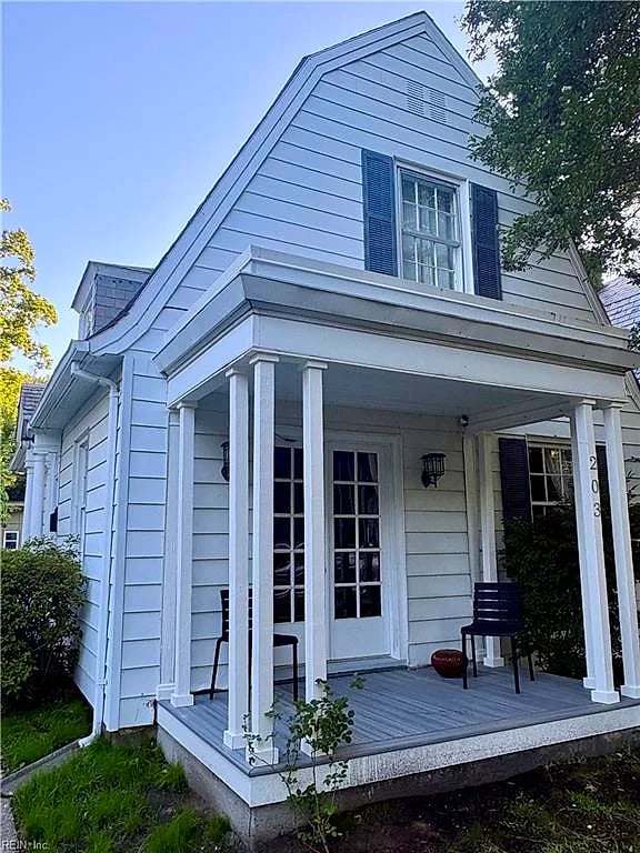 203 Hurley AVE, NEWPORT NEWS VA 23601