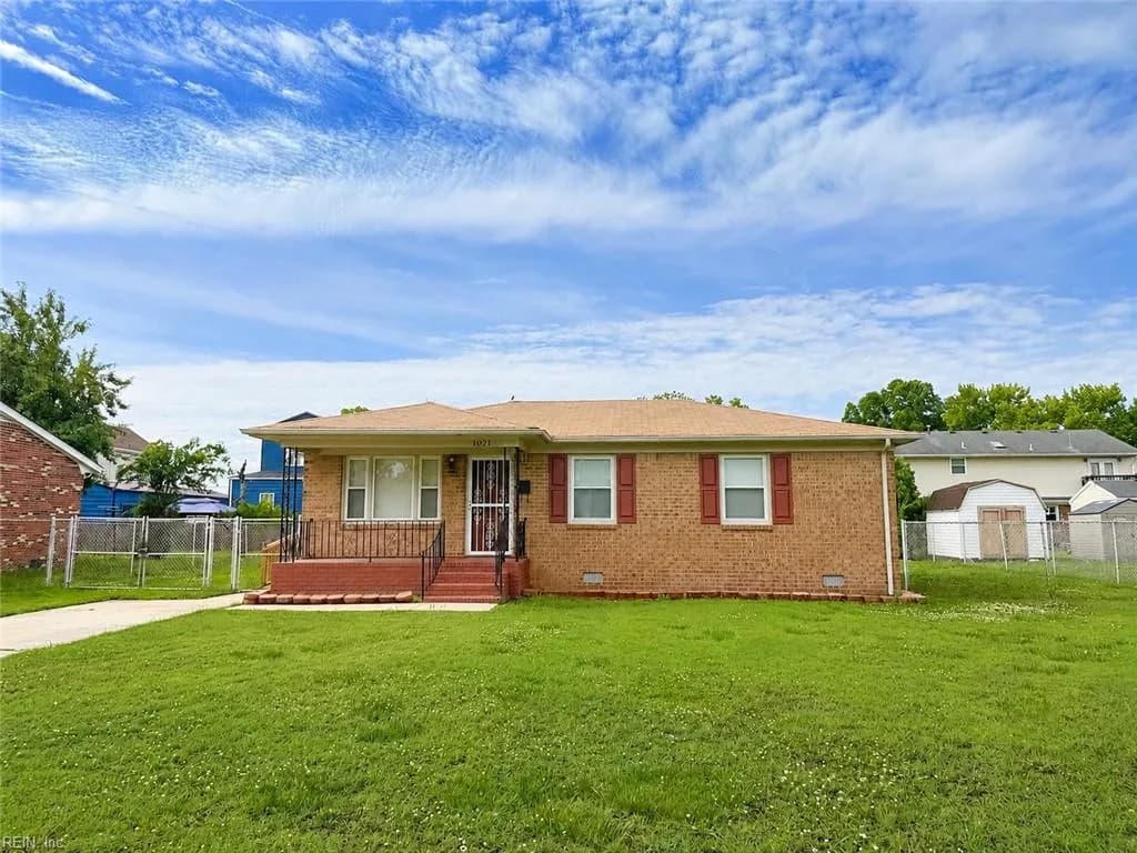 1021 Blair ST, PORTSMOUTH VA 23704 - Photo 2