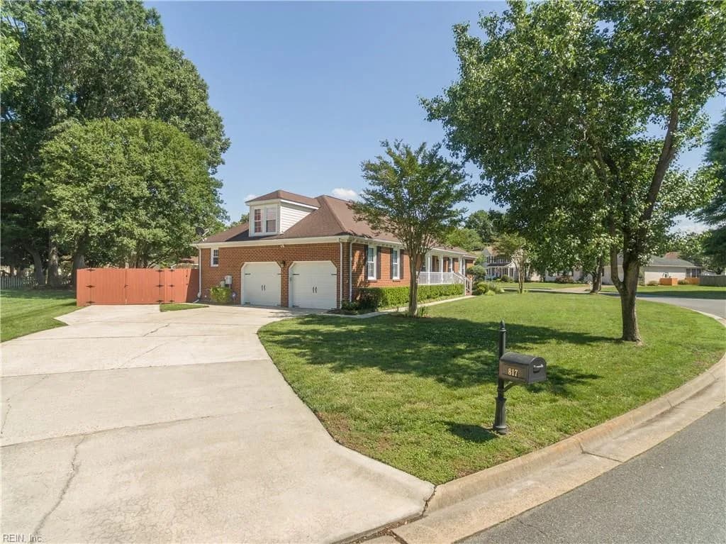 817 Doe Run DR, CHESAPEAKE VA 23322 - Photo 4
