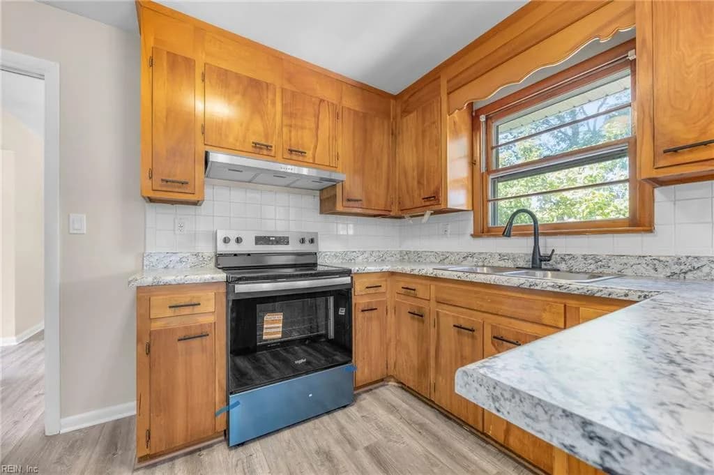 2445 Lindbergh AVE, CHESAPEAKE VA 23325 - Photo 4