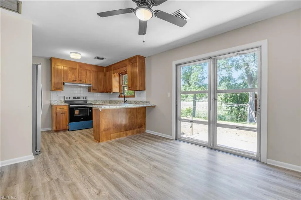 2445 Lindbergh AVE, CHESAPEAKE VA 23325 - Photo 5