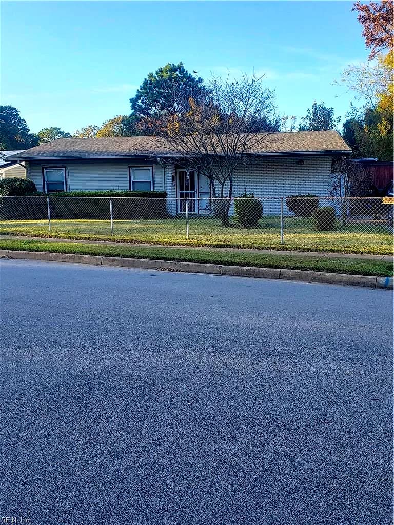 1316 Oakmont PL, NORFOLK VA 23513 - Main photo