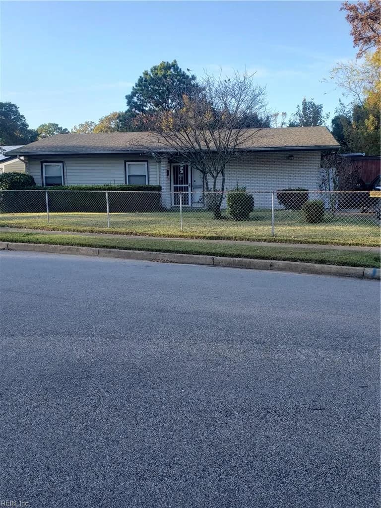 1316 Oakmont PL, NORFOLK VA 23513 - Main photo