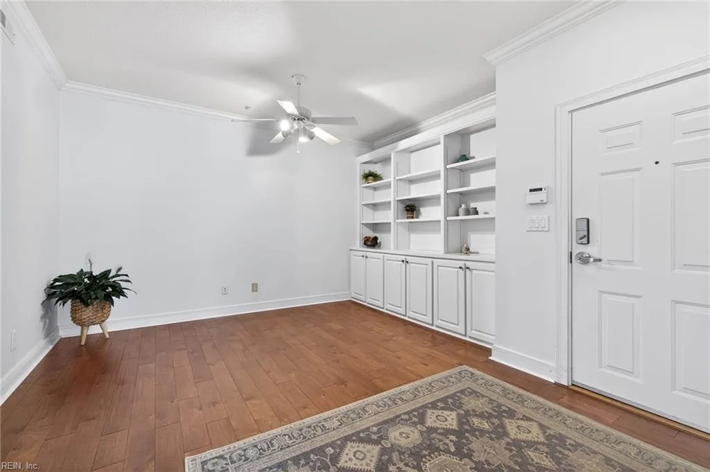 2140 VISTA CIR #403, VIRGINIABEACH VA 23451 - Photo 5