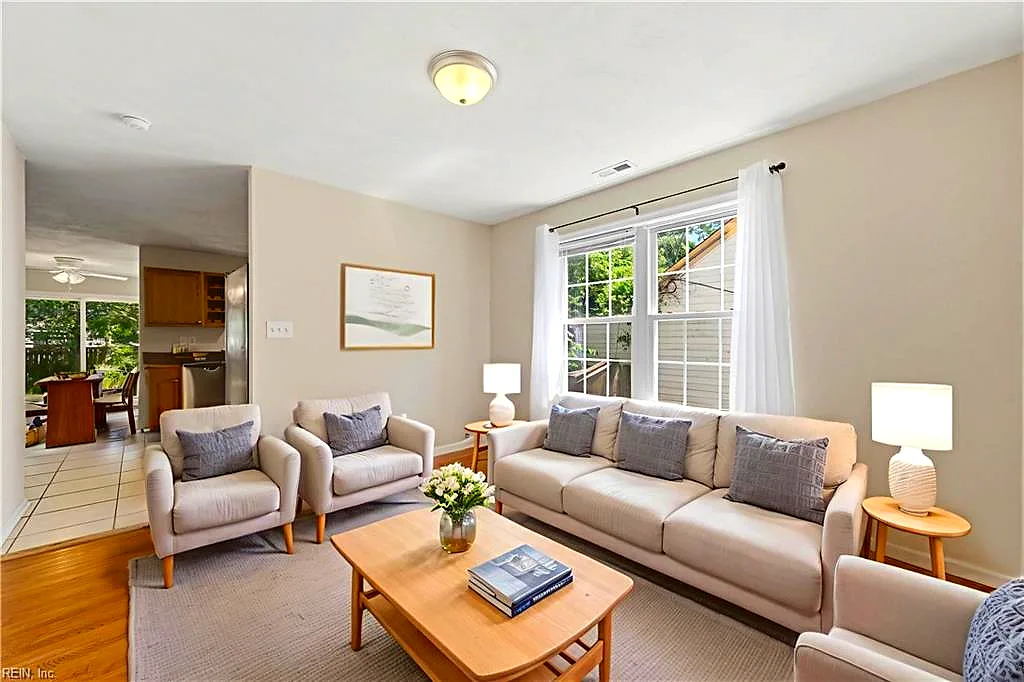 3018 Tidewater DR, Norfolk — 4 bed Residential, 2,000 sqft