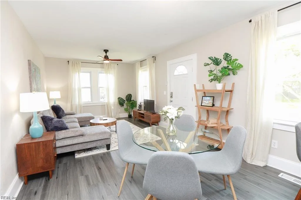 3820 Essex CIR #A, NORFOLK VA 23513 - Main photo