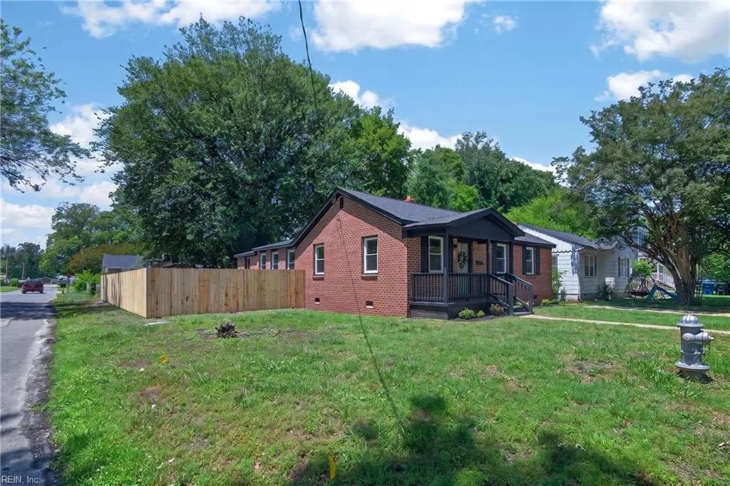 2420 Charleston AVE, PORTSMOUTH VA 23704 - Photo 3