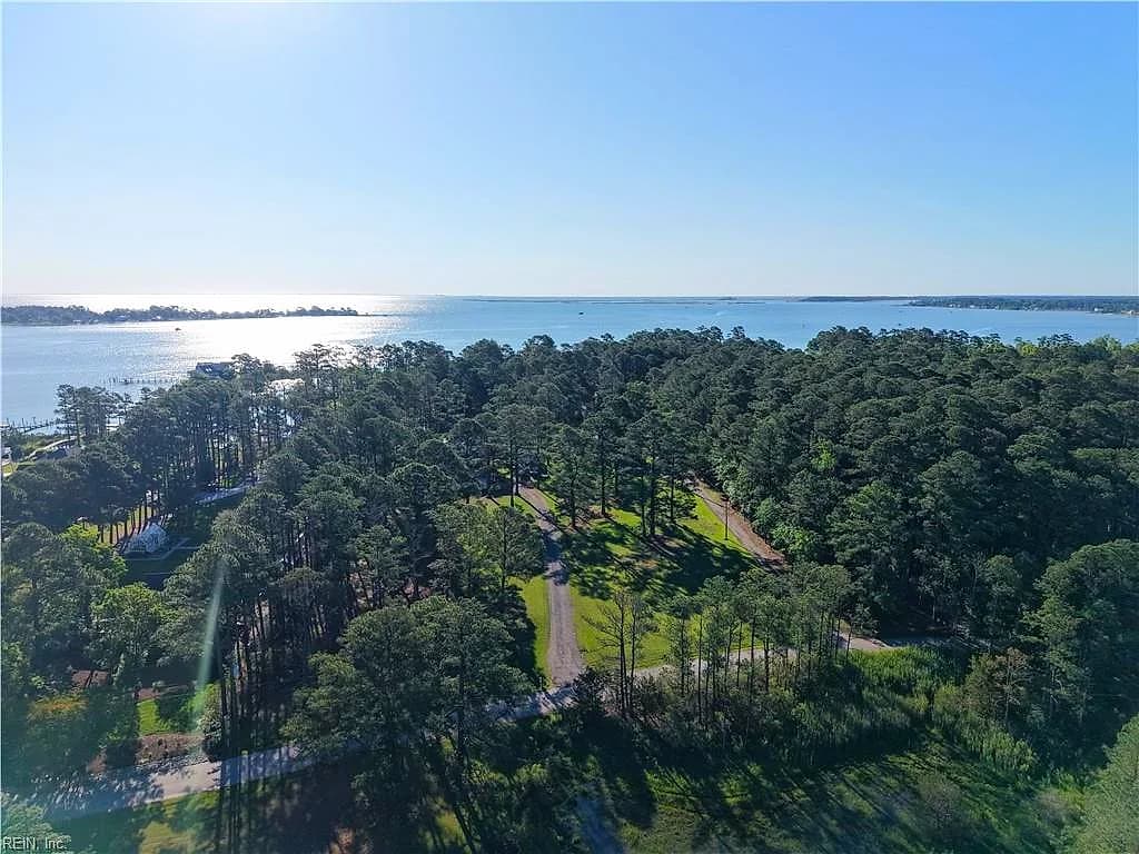 615 Ship Point RD, YORKTOWN VA 23692 - Photo 5