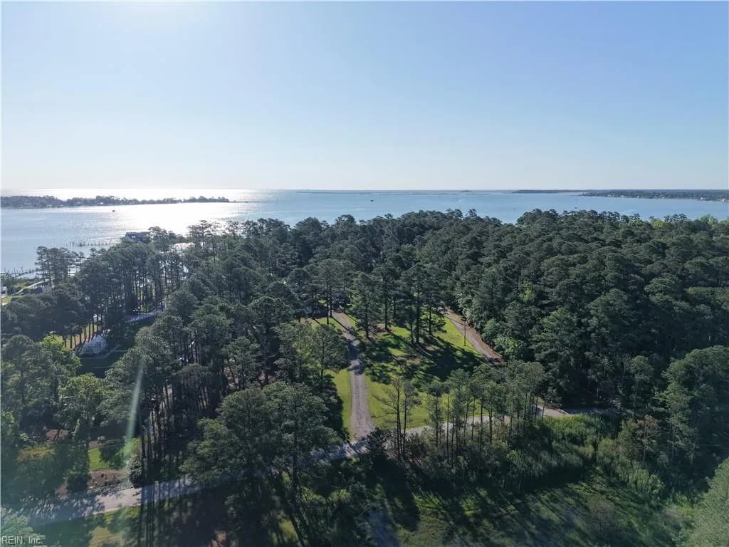 615 Ship Point RD, YORKTOWN VA 23692 - Photo 5