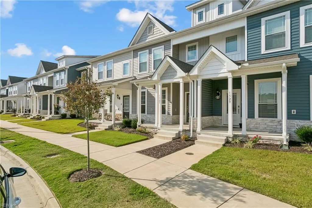 1527 Auckland CT, NEWPORTNEWS VA 23608 - Photo 2