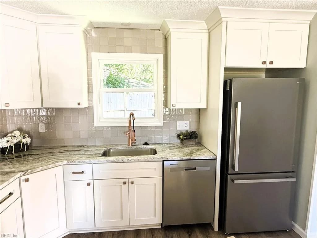 2921 Bamberg PL, VIRGINIABEACH VA 23453 - Photo 3