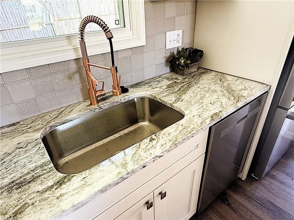 2921 Bamberg PL, VIRGINIABEACH VA 23453 - Photo 5